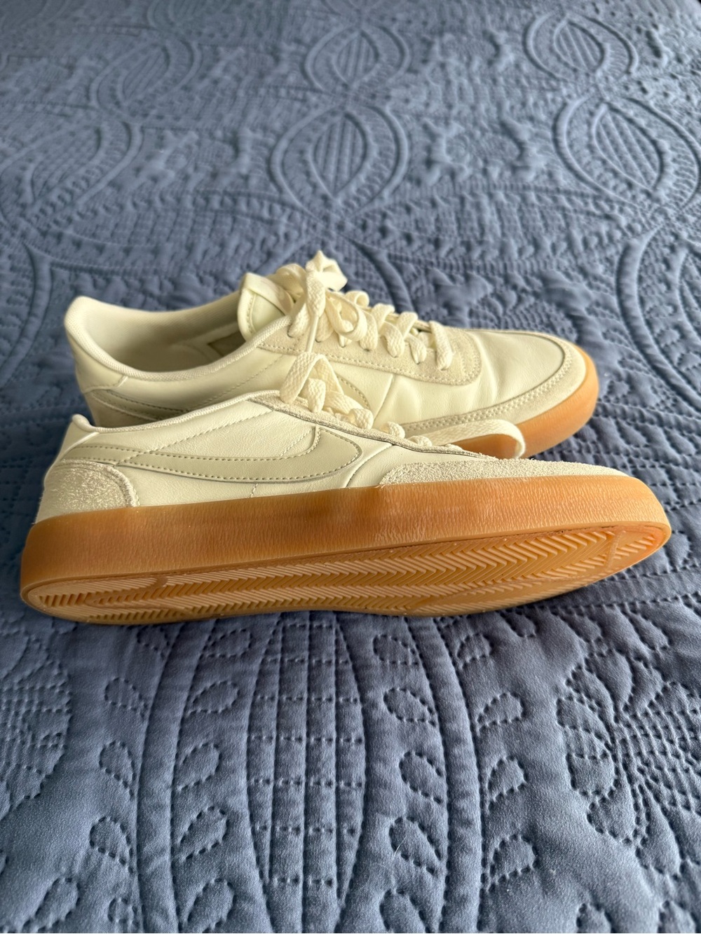 Nike Cream Low-Top Sneakers with Gum Sole